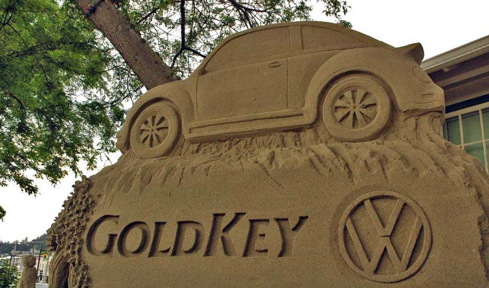 sand sculpture artist parksville 2010 olympics vw