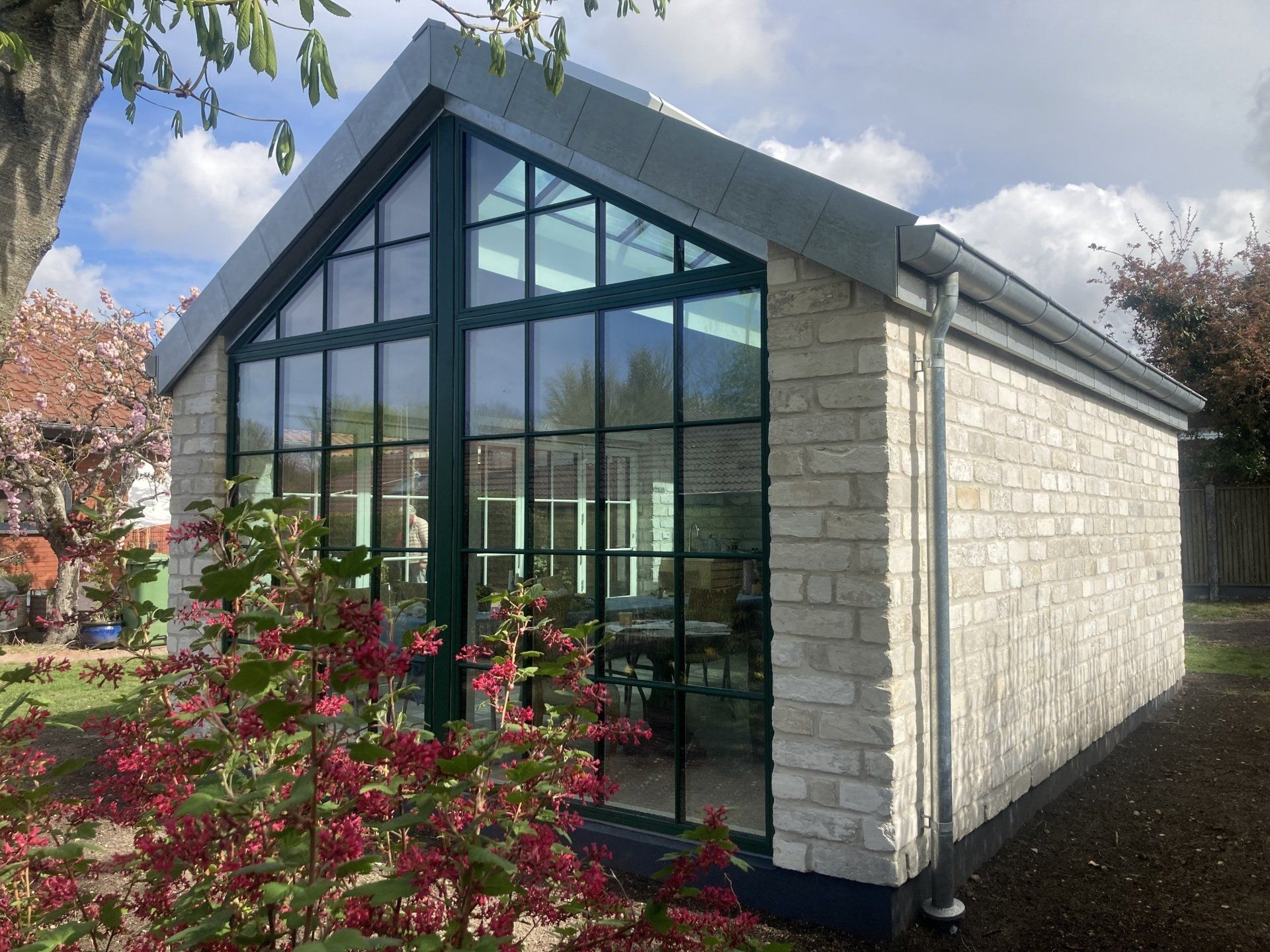 Kundebillede af lille havehus