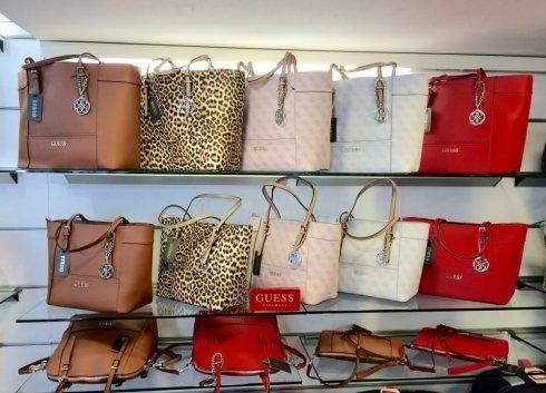 tante borse colorate in vendita