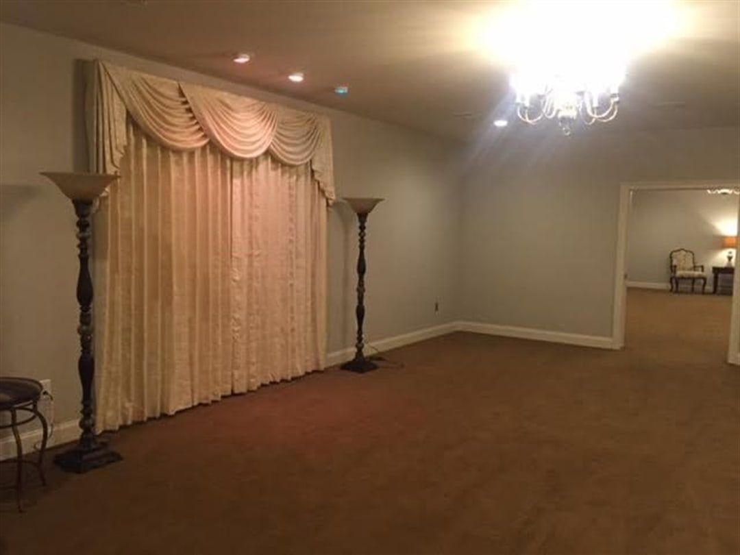 Harris-Nadeau Mortuary standing room