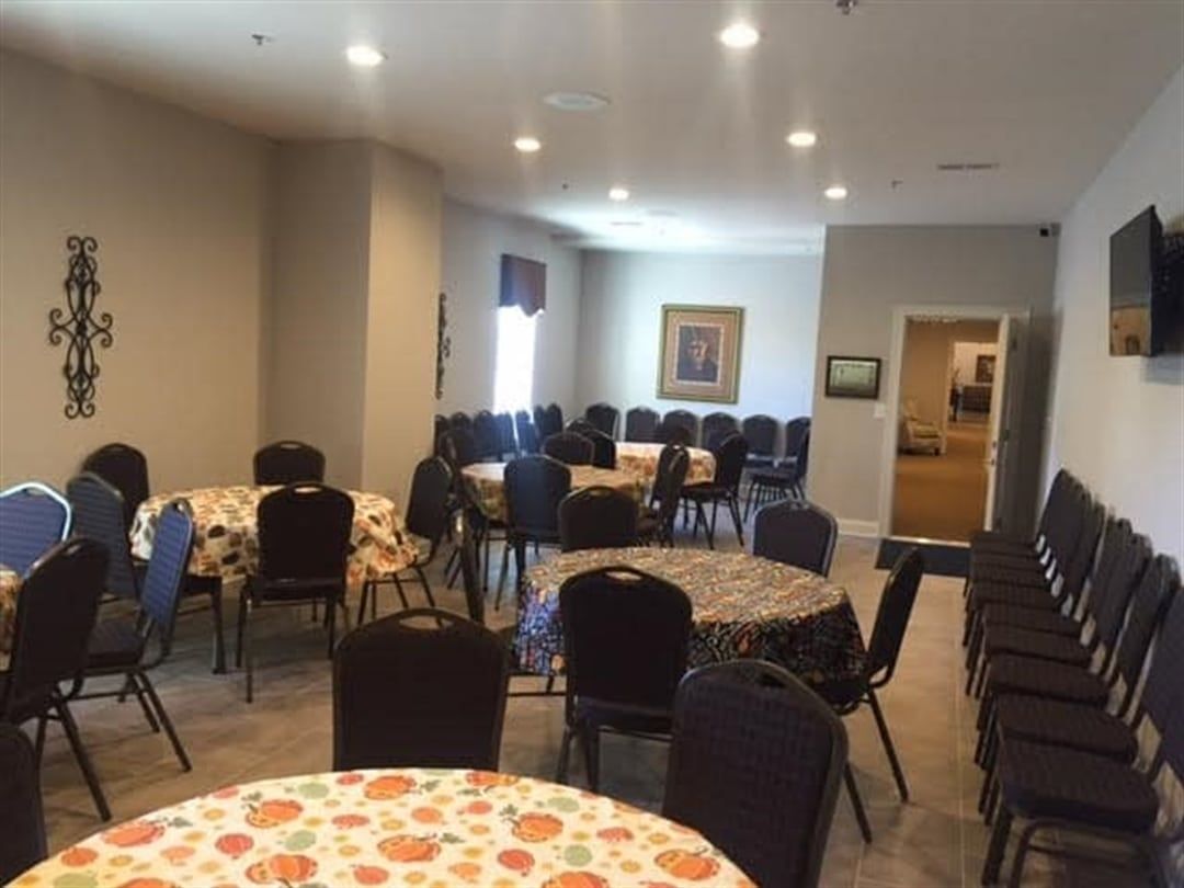 Harris-Nadeau Mortuary reception area