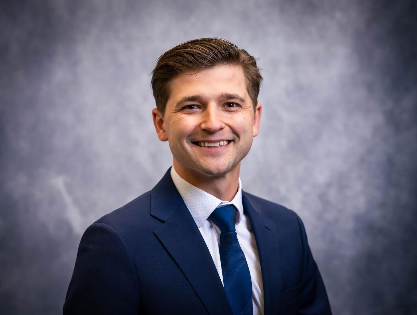 luke zinnell kearney nebraska attorney headshot