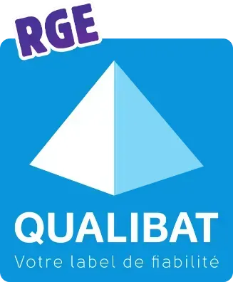 Un panneau bleu avec une pyramide dessus qui dit rge qualibat
