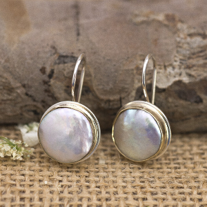 עגילי זהב 14 קראט וכסף סטרלינג משובצים פנינים