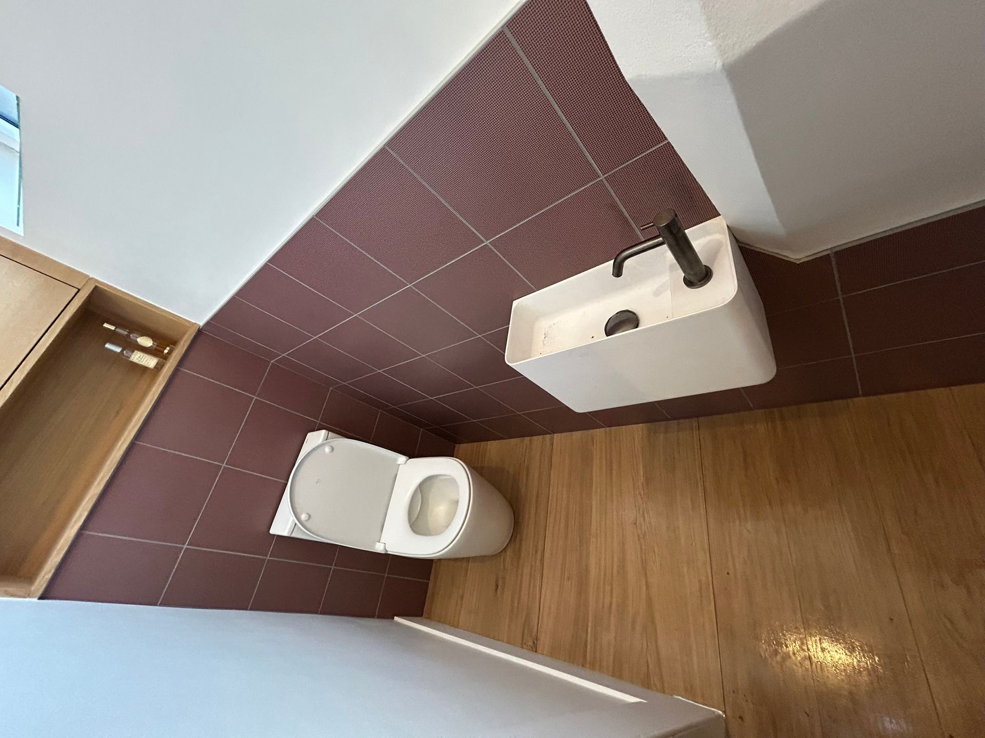 Autre vue de la rénovation d'un WC au Havre