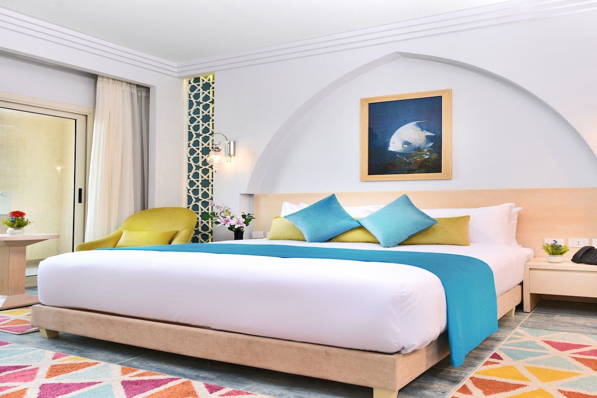 Browse our gallery and north coast photos to begin imagining your journey at Hotelux La Playa Alamein Resort