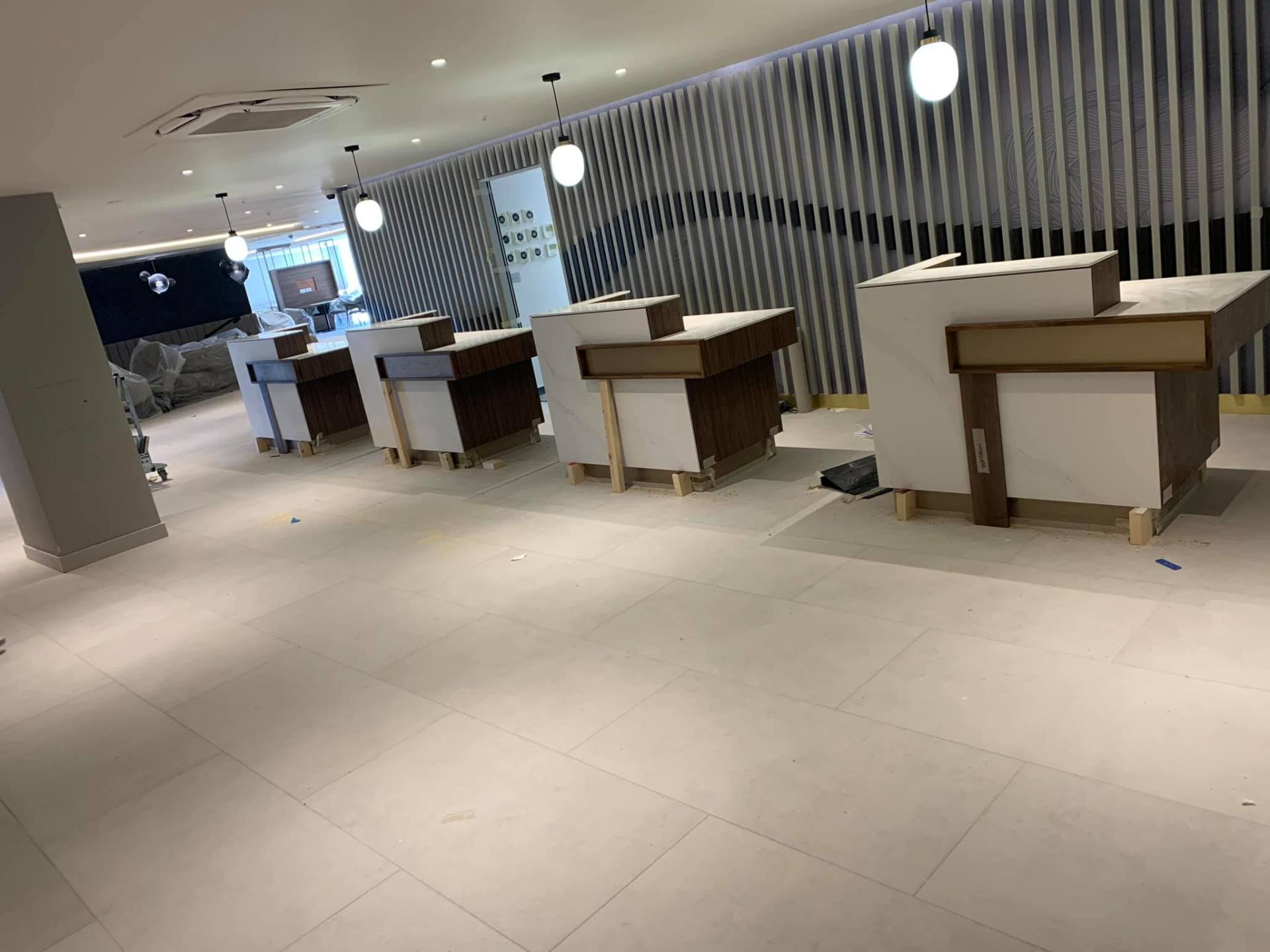 Quartz Worktops at Marriott Hotel Reception