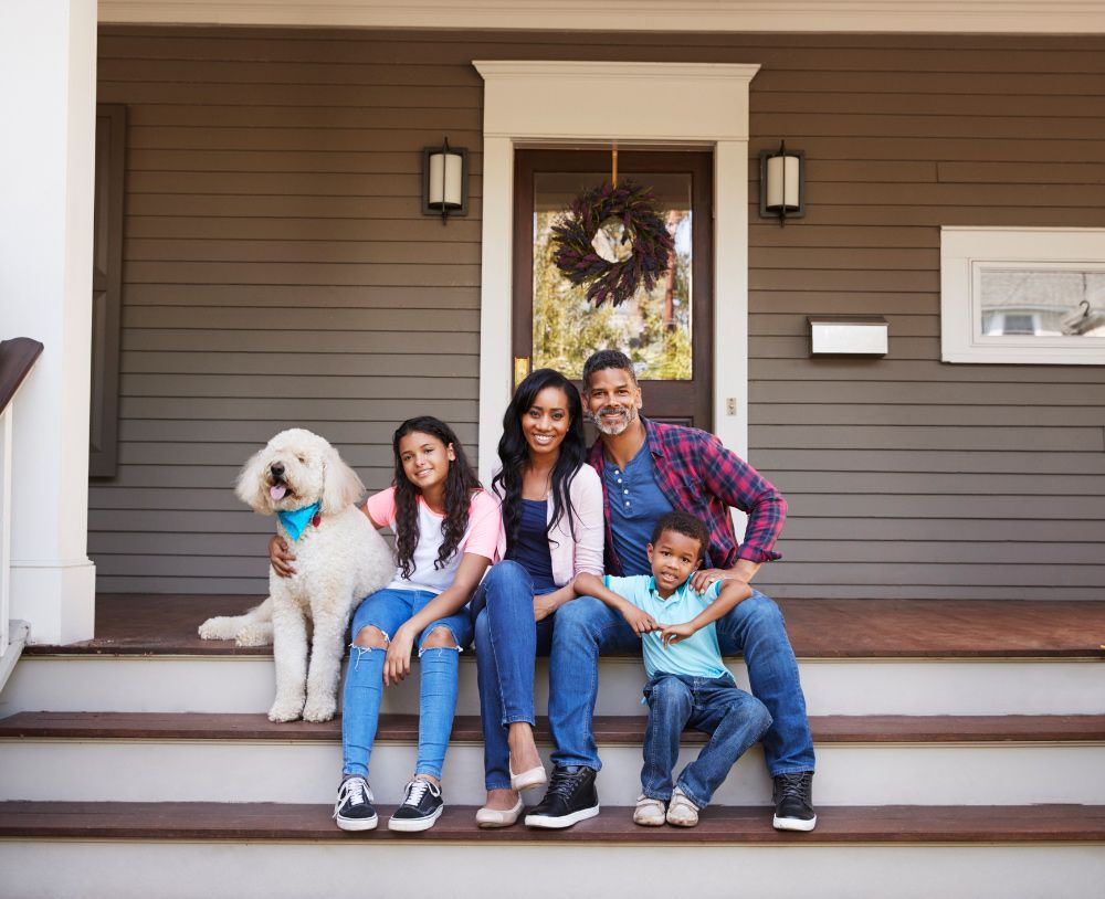 Family with Pet Dog — Chesterfield, MO — Samson Young – Mortgage Loan Officer