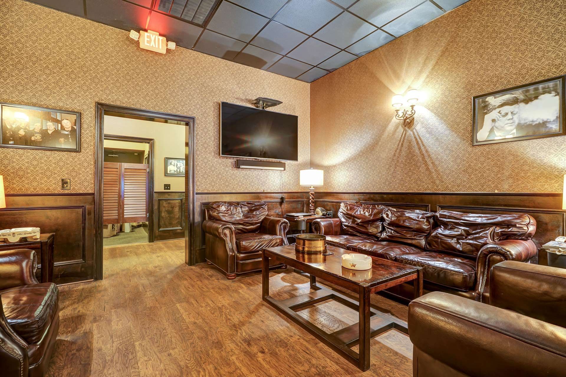 Joe's Cigars Waiting Area