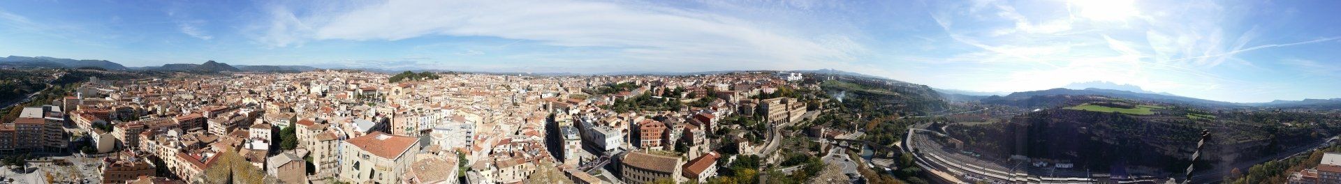 Panoràmica de Manresa des del campanar de la Seu