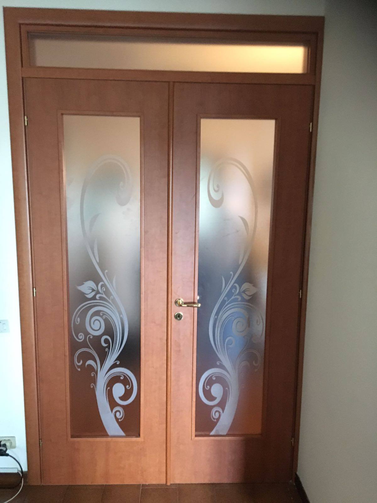 porta a legno e vetro per interni