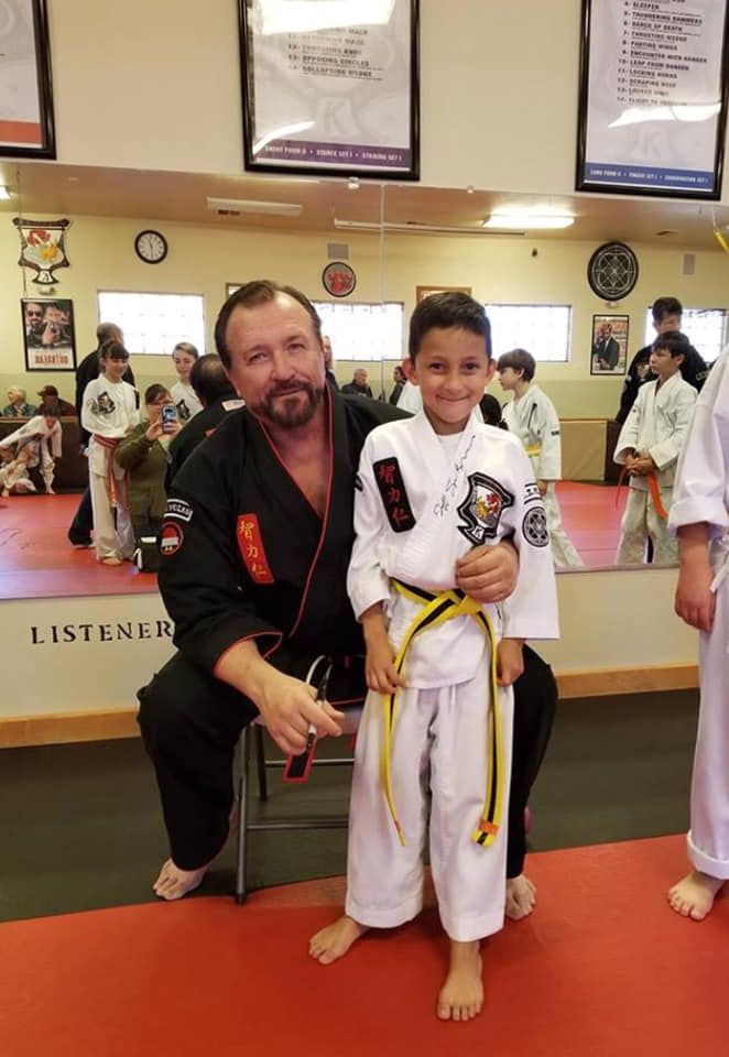 The word placeholder is on a gray background.