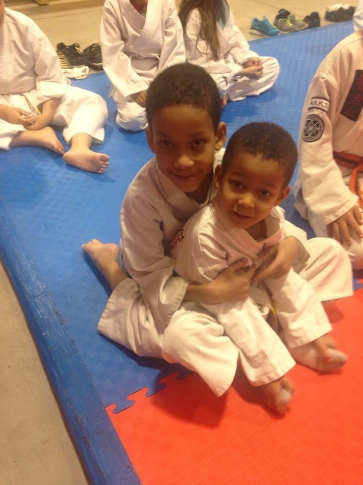 The word placeholder is on a gray background.