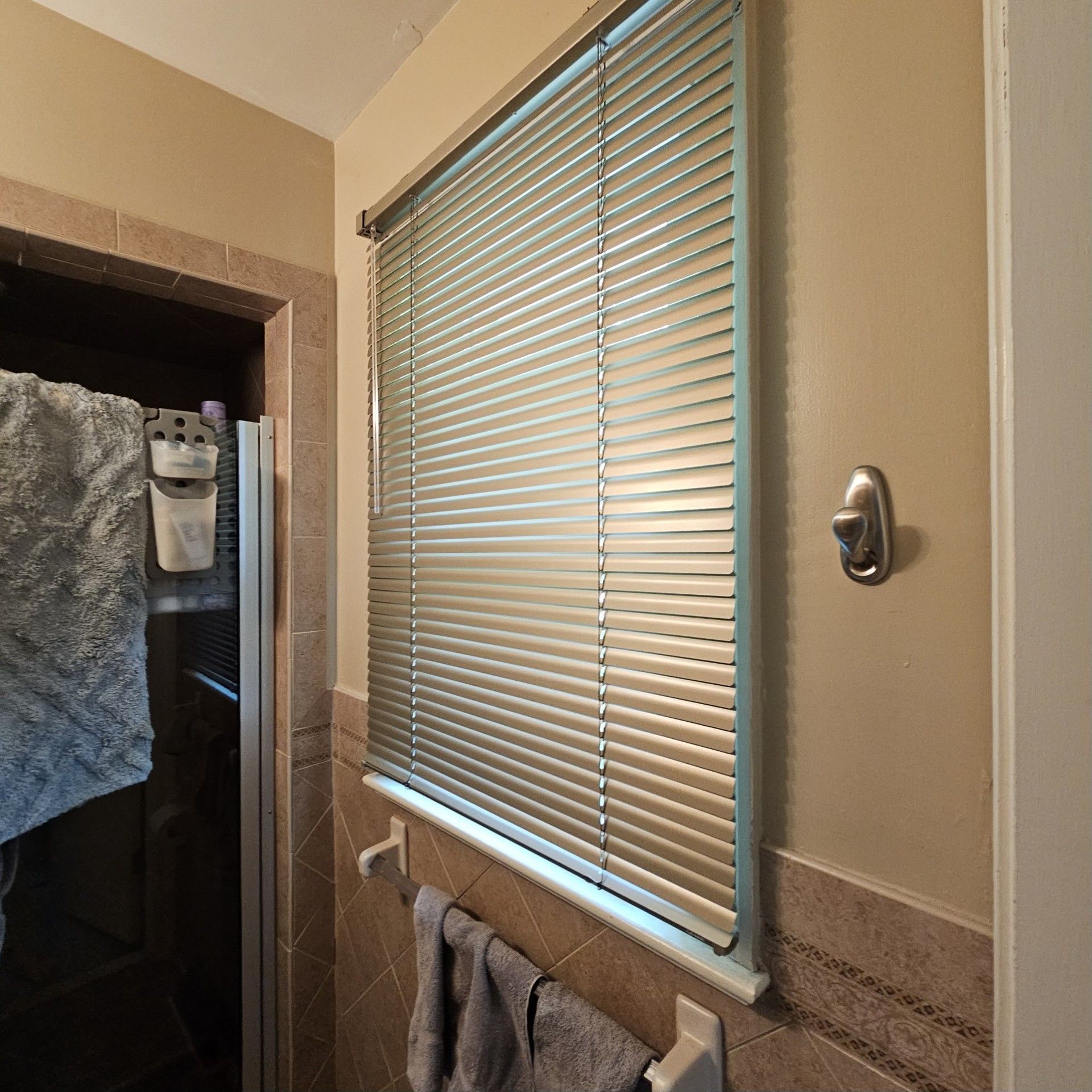 blinds services 27
