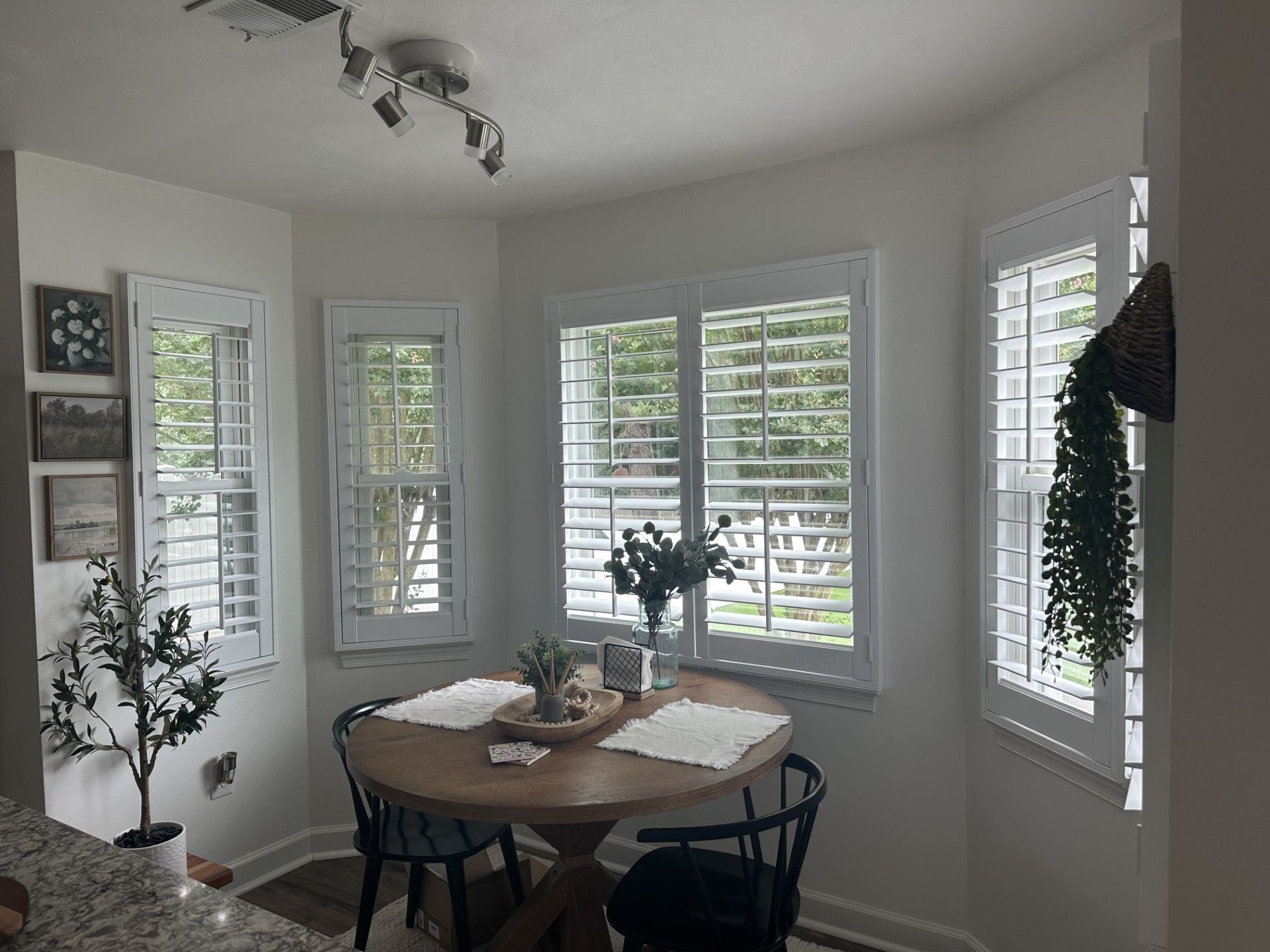 blinds services 48
