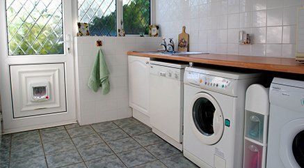 Household appliance repair