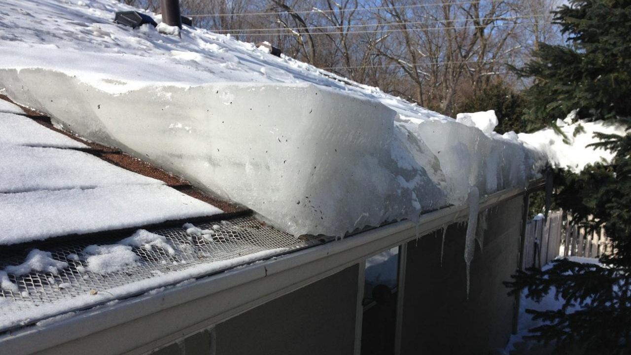 Ice Dams in Winter