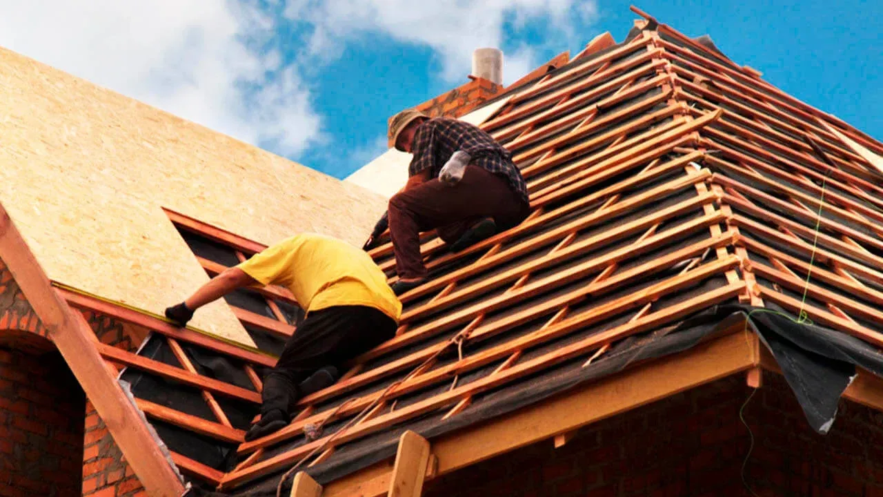 Pros of Staying Home During Roof Replacement