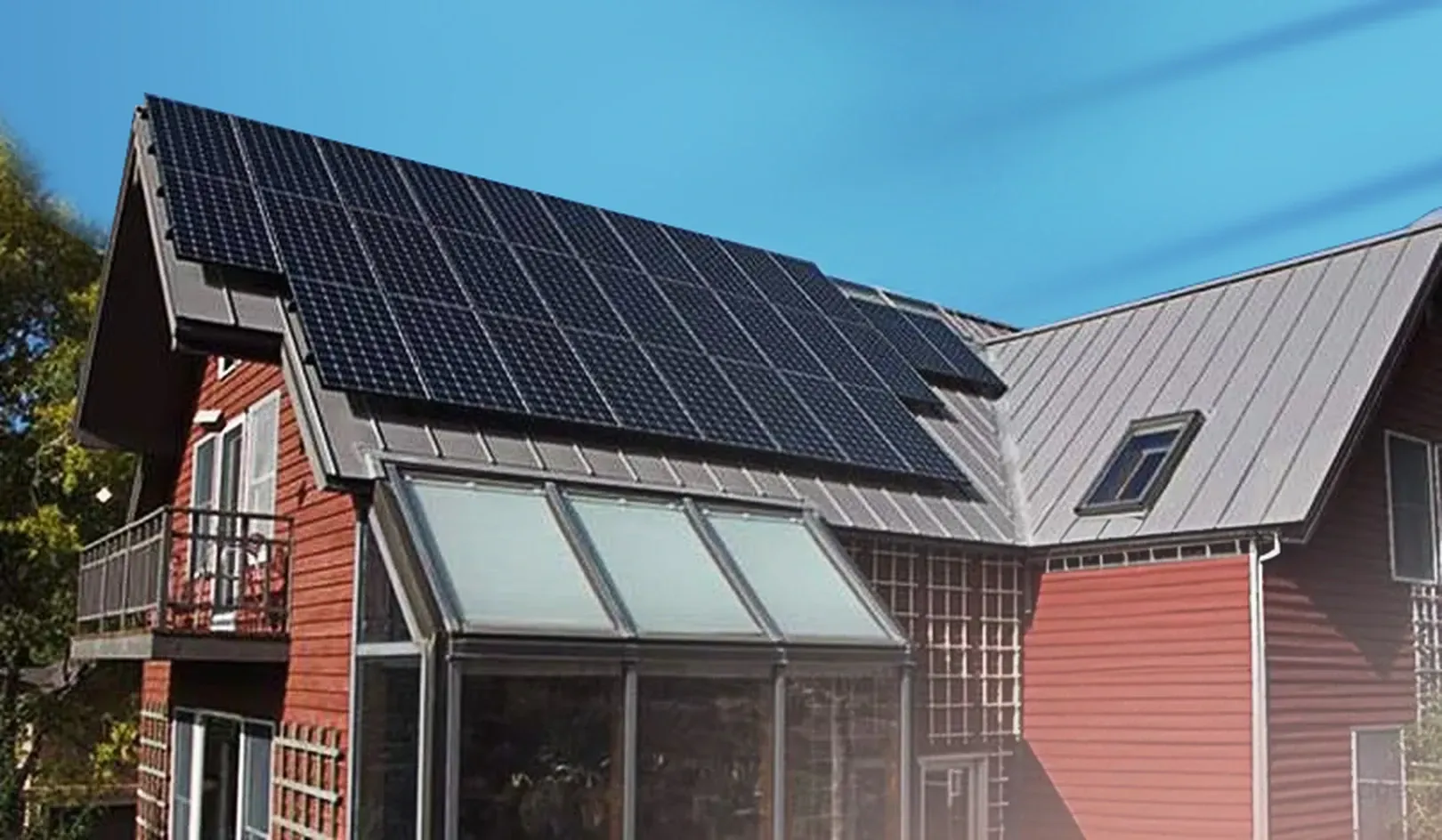 Why Metal Roofs Are Ideal for Solar Panels