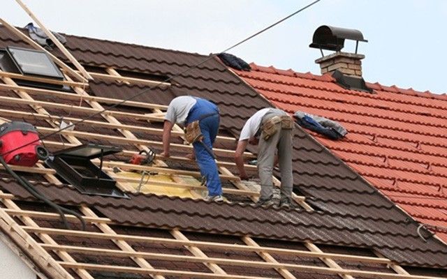 Working from Home During Roof Construction