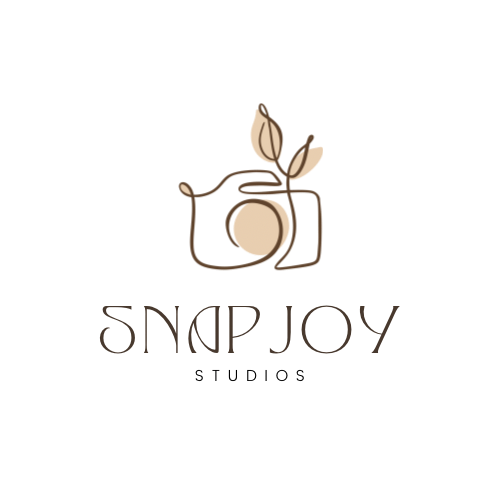 A logo for a photography studio with a camera and leaves.