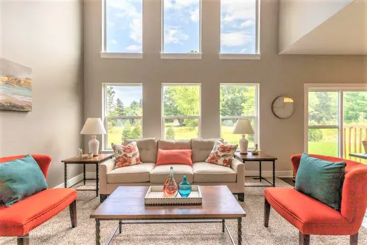 INSPIRED HOME STAGING