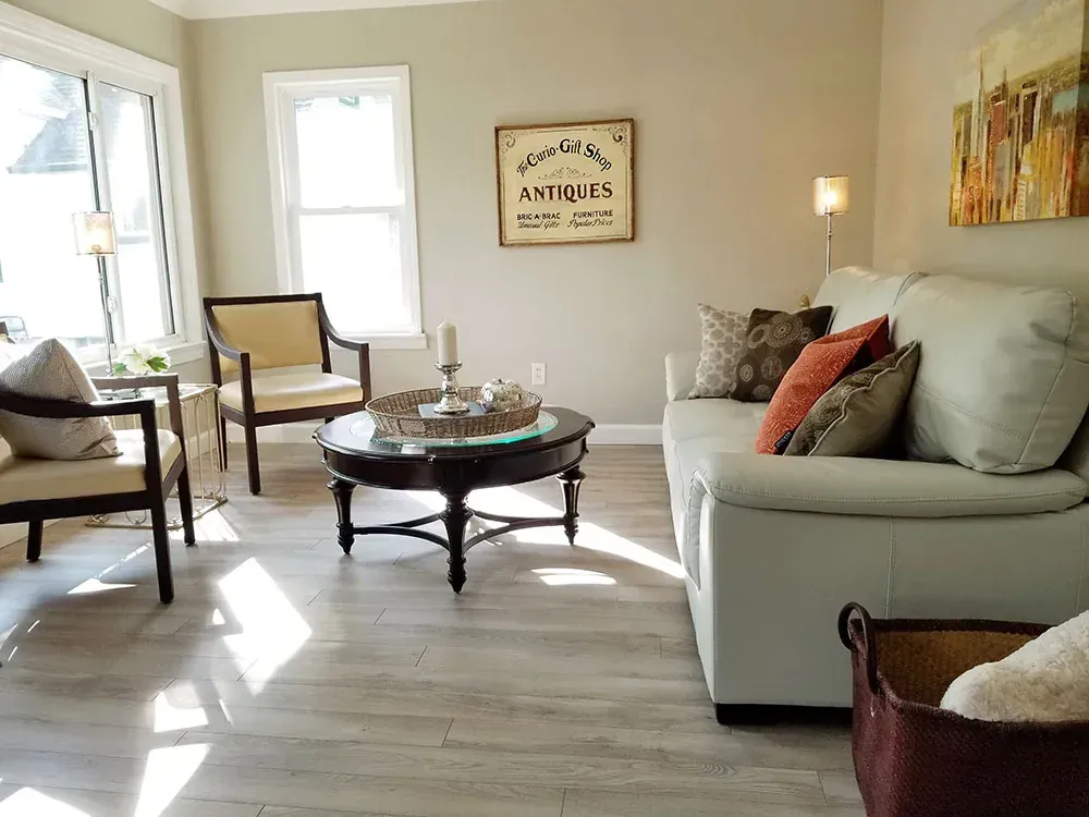 INSPIRED HOME STAGING