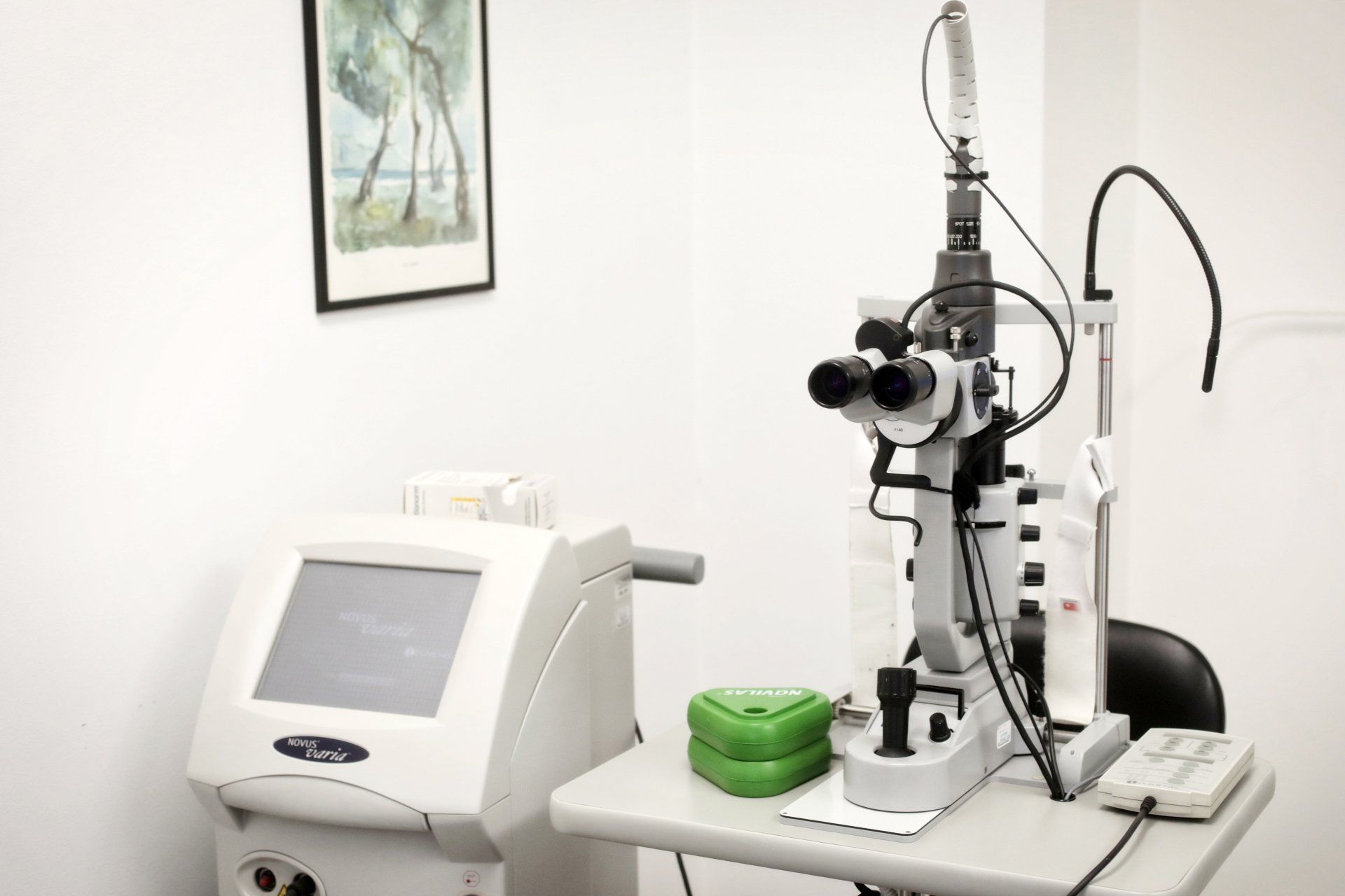 macchina laser trattamento occhi