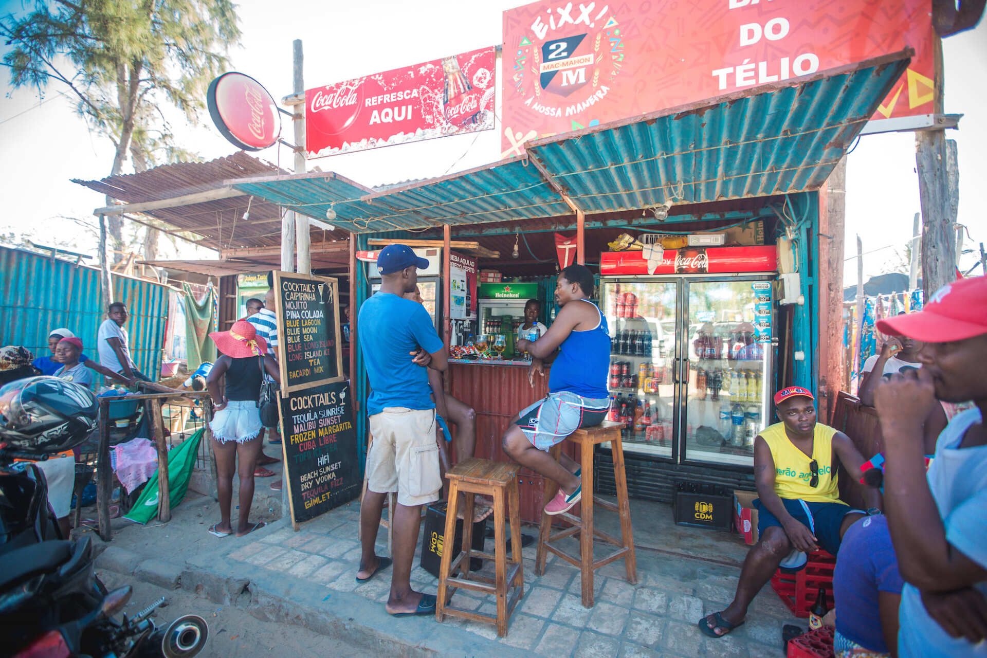 Tofo Bars and Restaurants