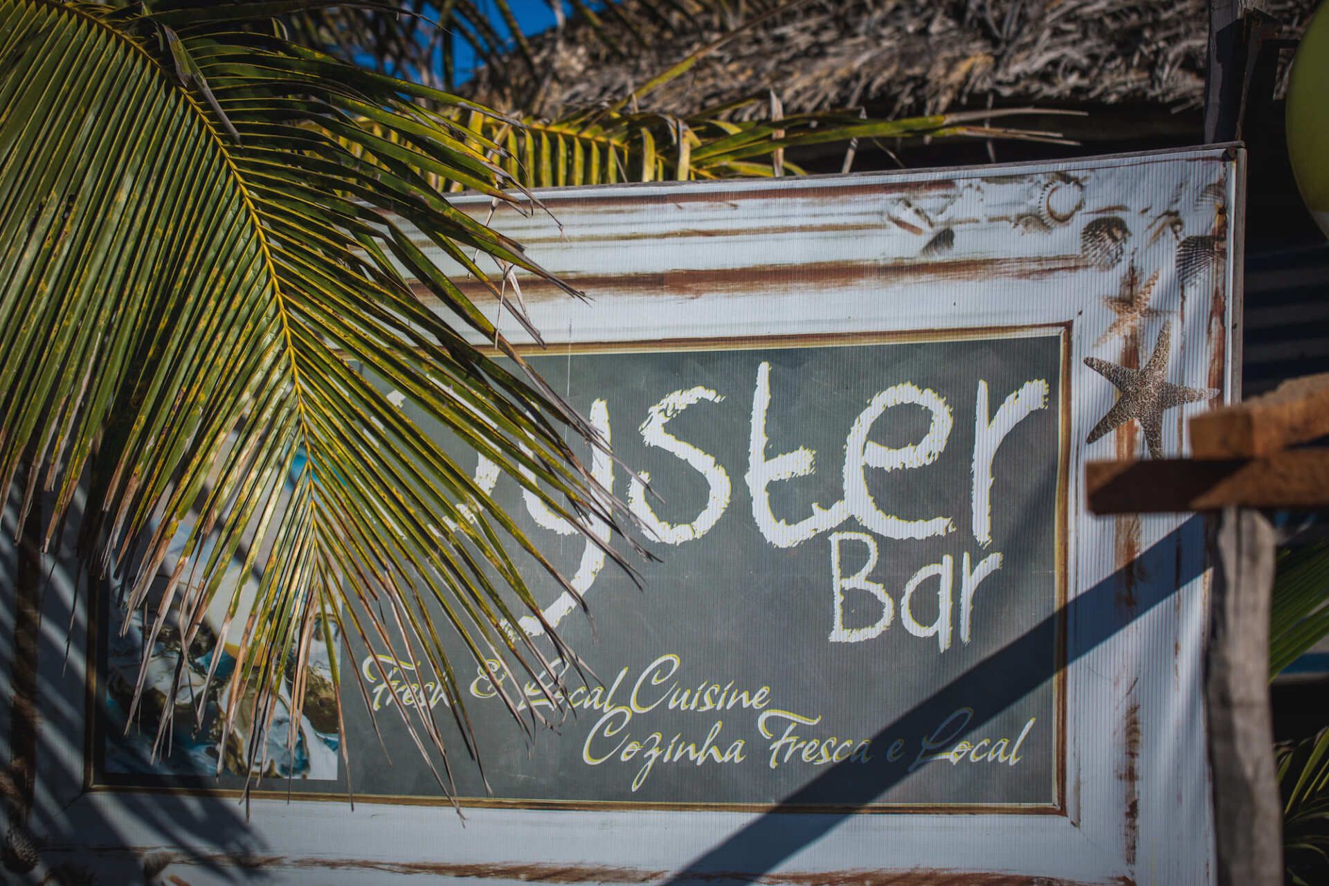 sign of restaurant in tofo