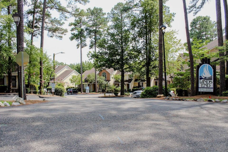 Boxwell Real Estate Lands End at the Lakes Townhomes