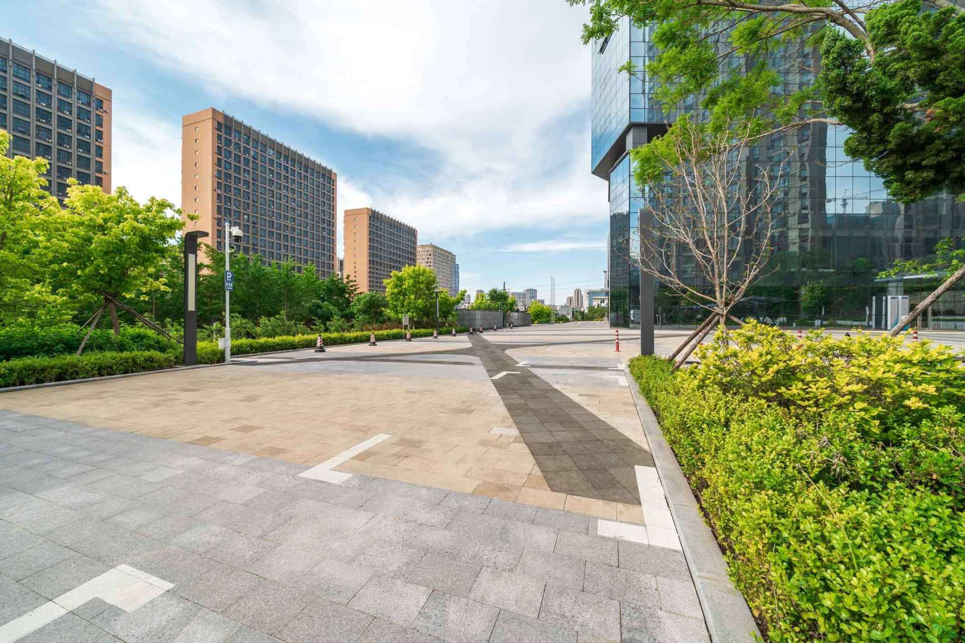 Streets Of Urban Financial District — Fort Wayne, IN — Adams Landscape Management Inc