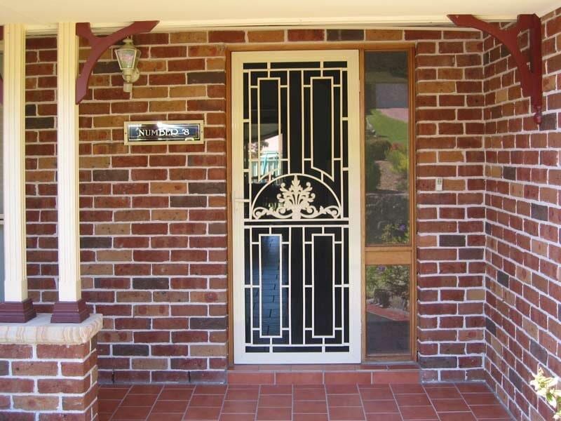 Colonial Cast Door - Colonial (002)