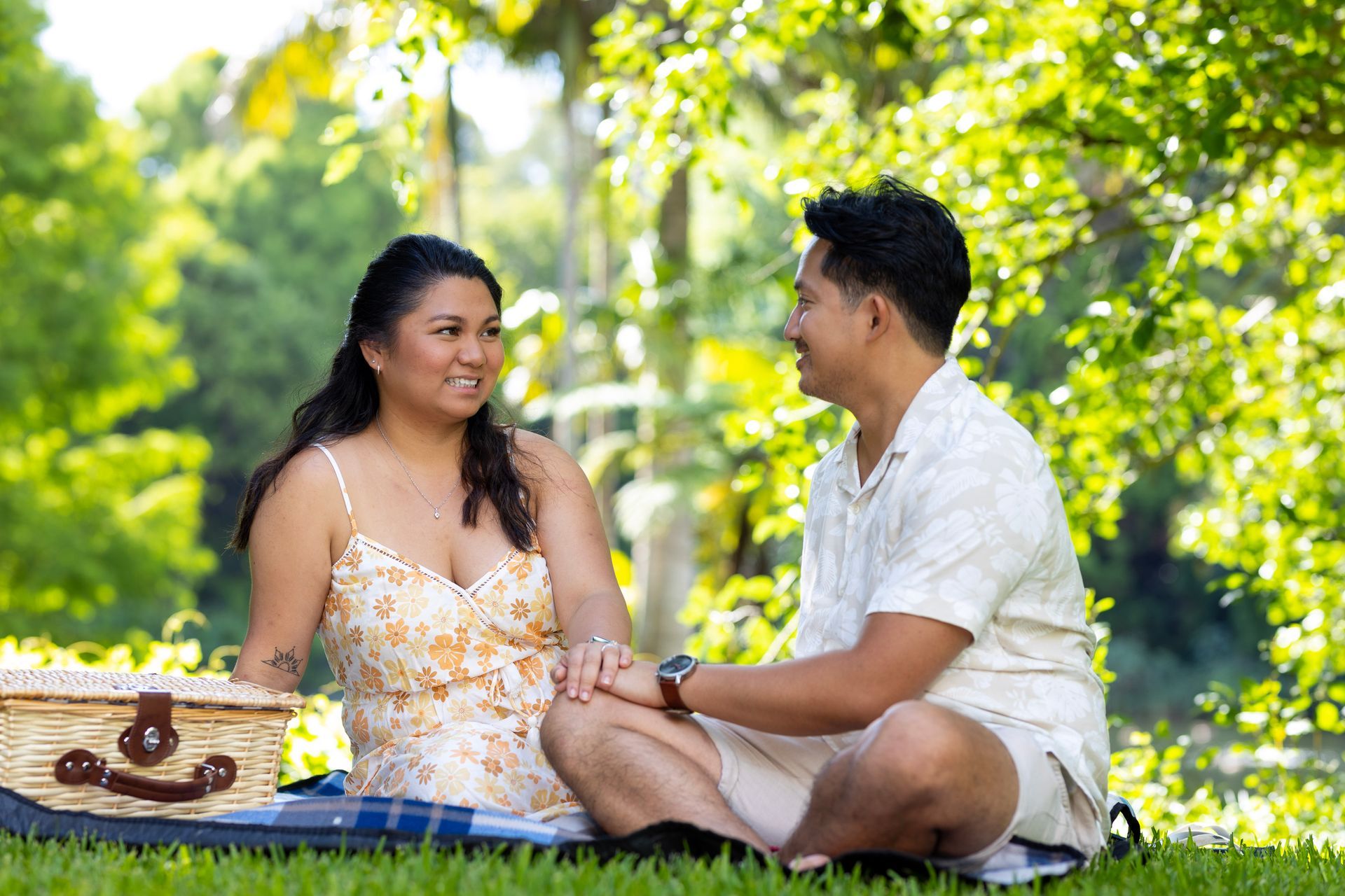 Cedar Creek Estate Engagement Photoshoot