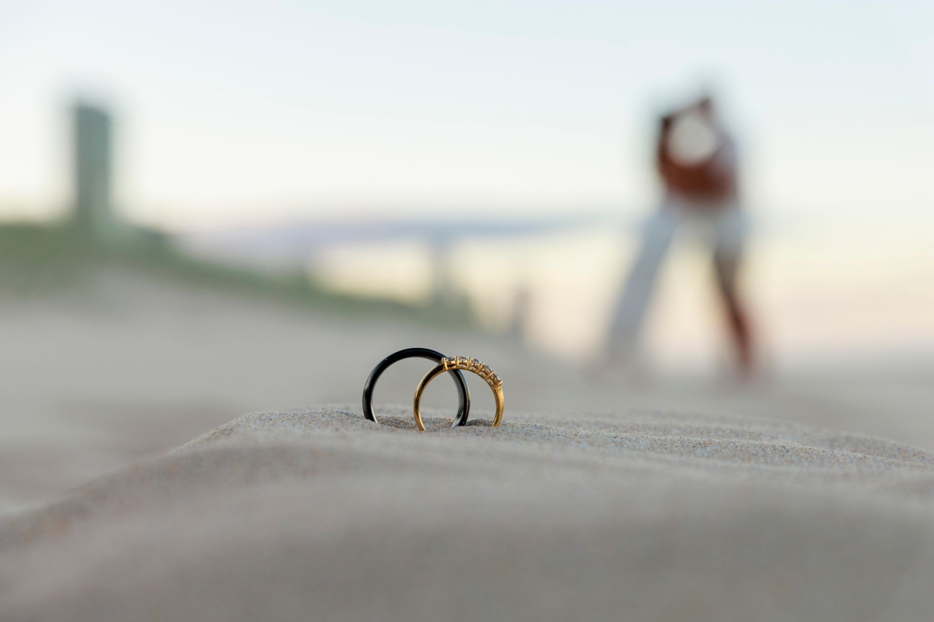 wedding rings at the beach