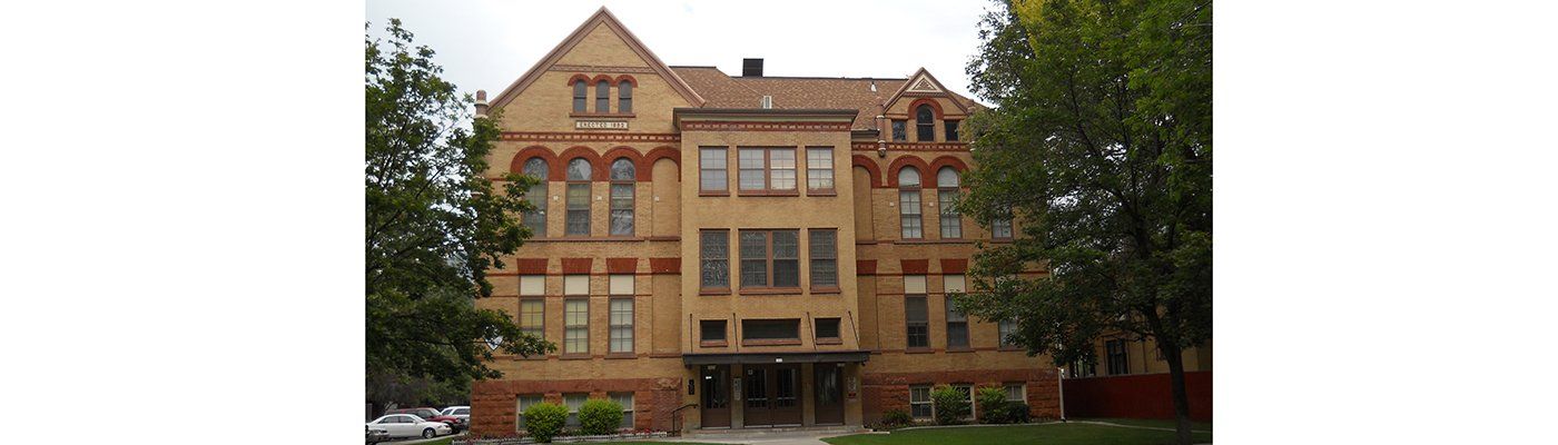 manor apartments