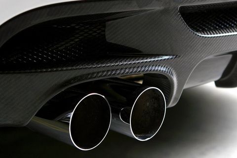 dual exhaust pipes