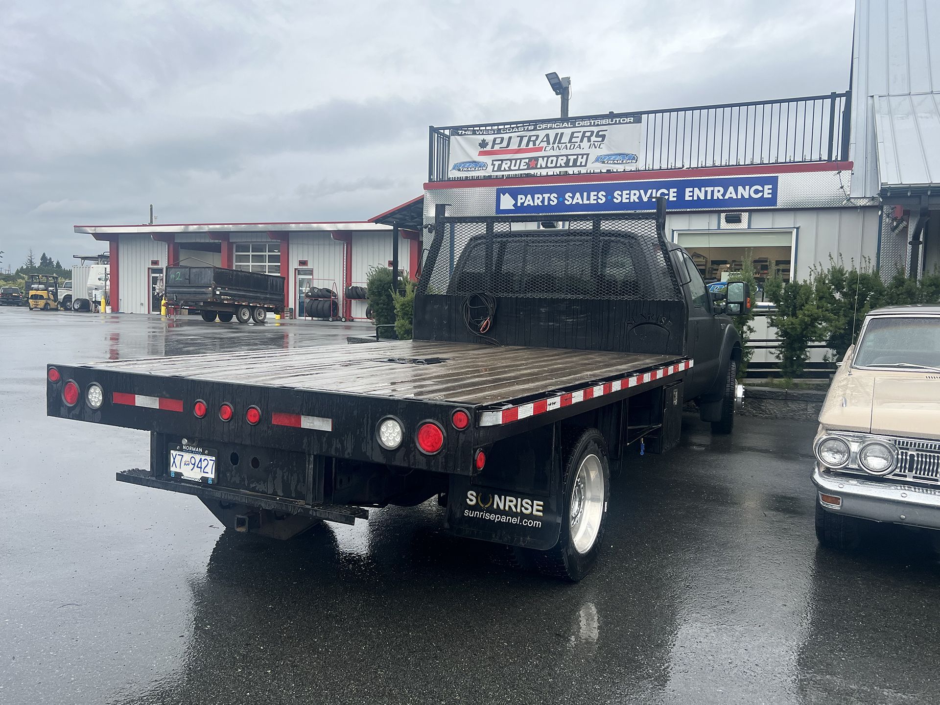 A Pickup Truck Trailer - DBM Automotive