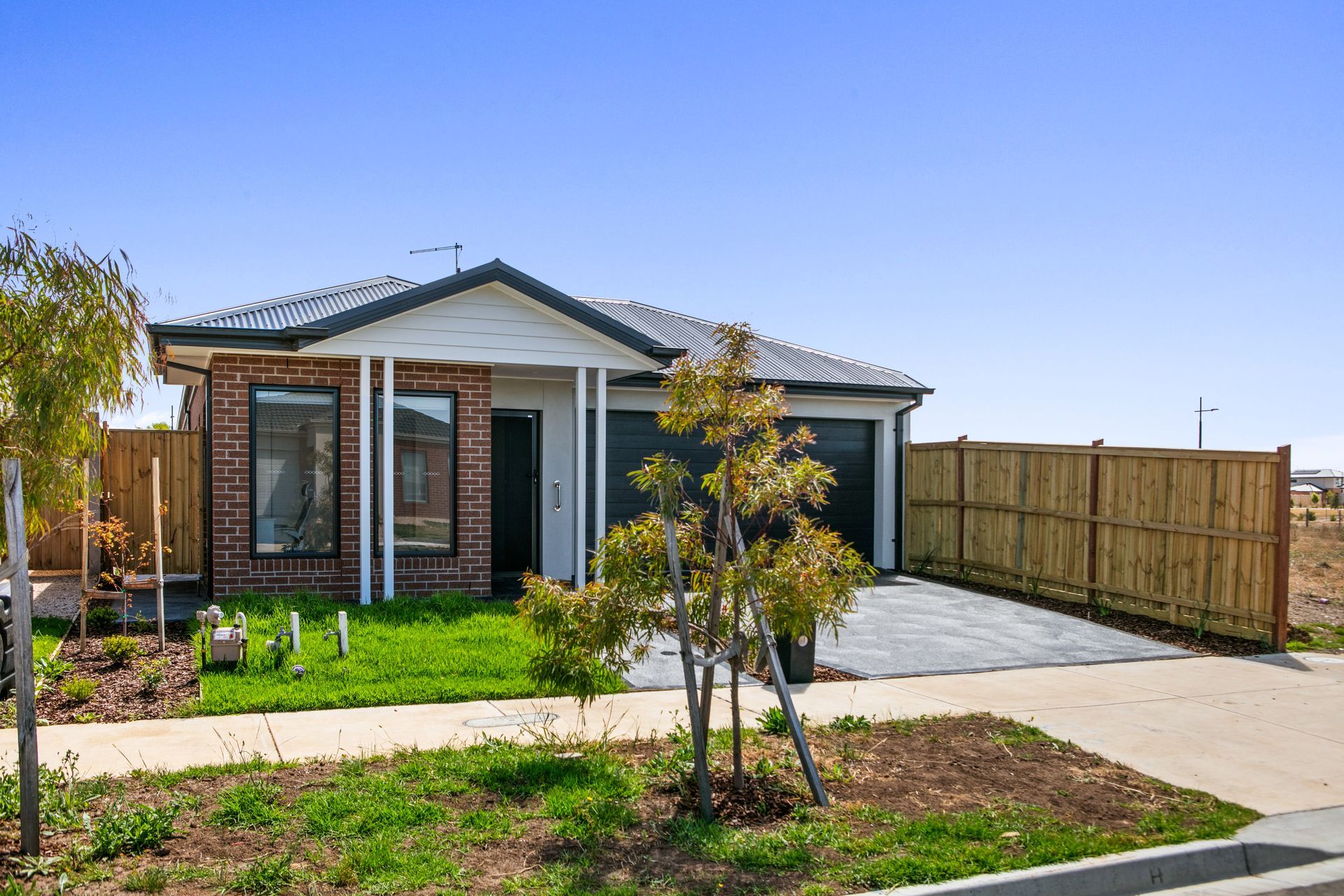 Two Independent Homes on One Title with OOA | Robust