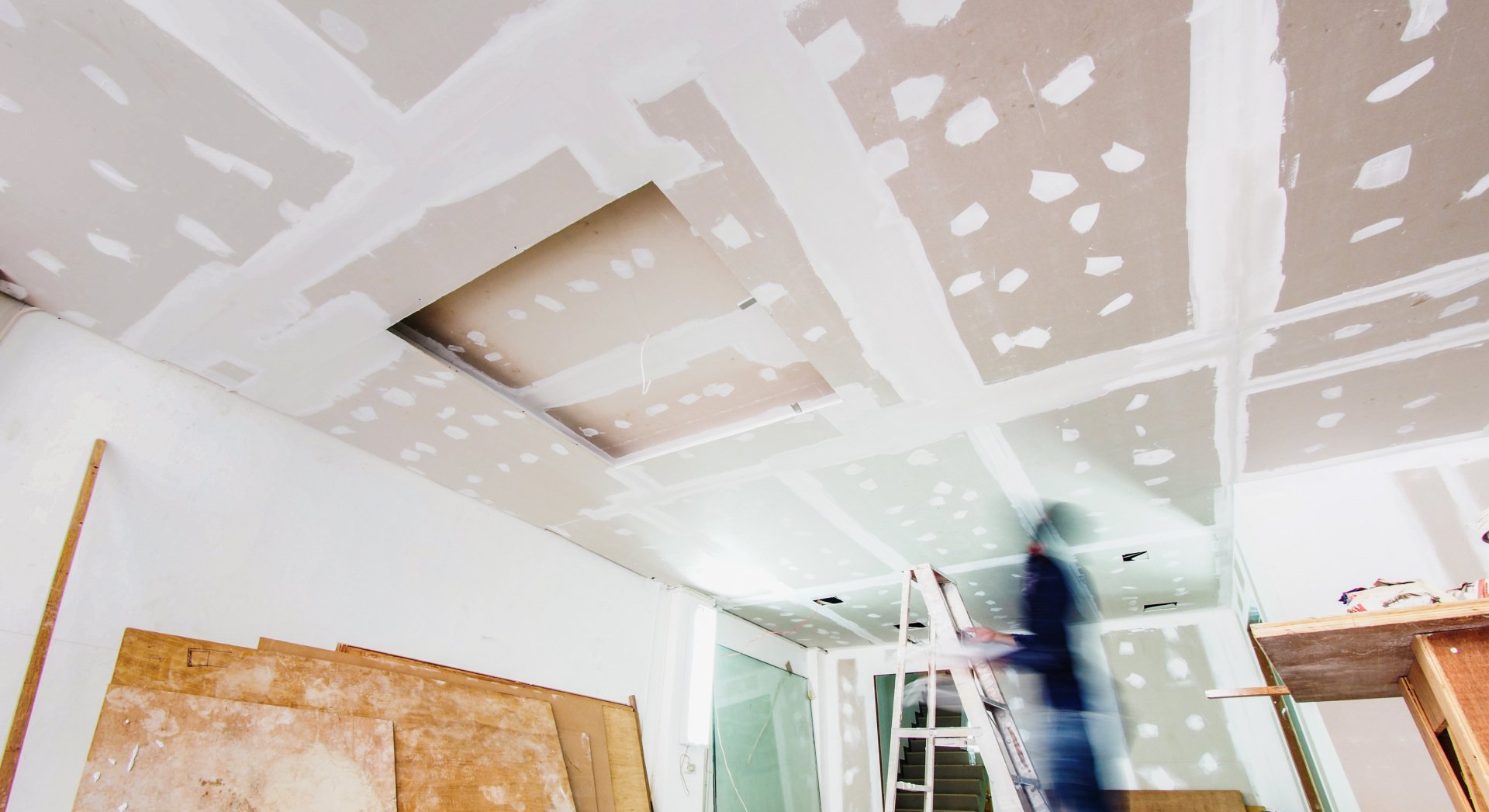 ceilings-birmingham-al-drop-ceiling-vs-drywall-for-finishing-your-basement