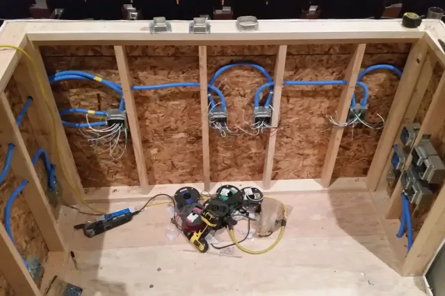 electrician meridianm hero