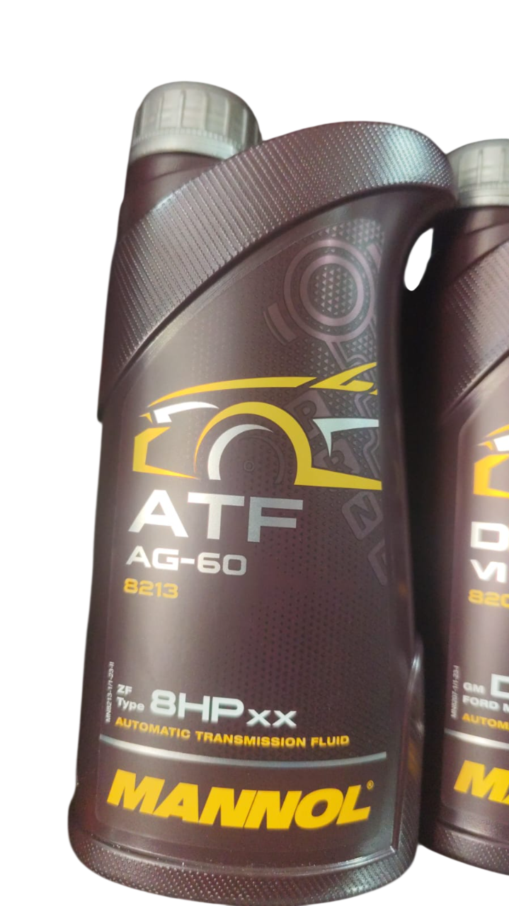 Botella marrón de líquido de transmisión automática Mannol ATF AG-60.