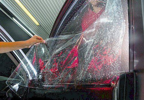 Automobile Window Tinting Process: How Long Does it Take to Tint Windows?