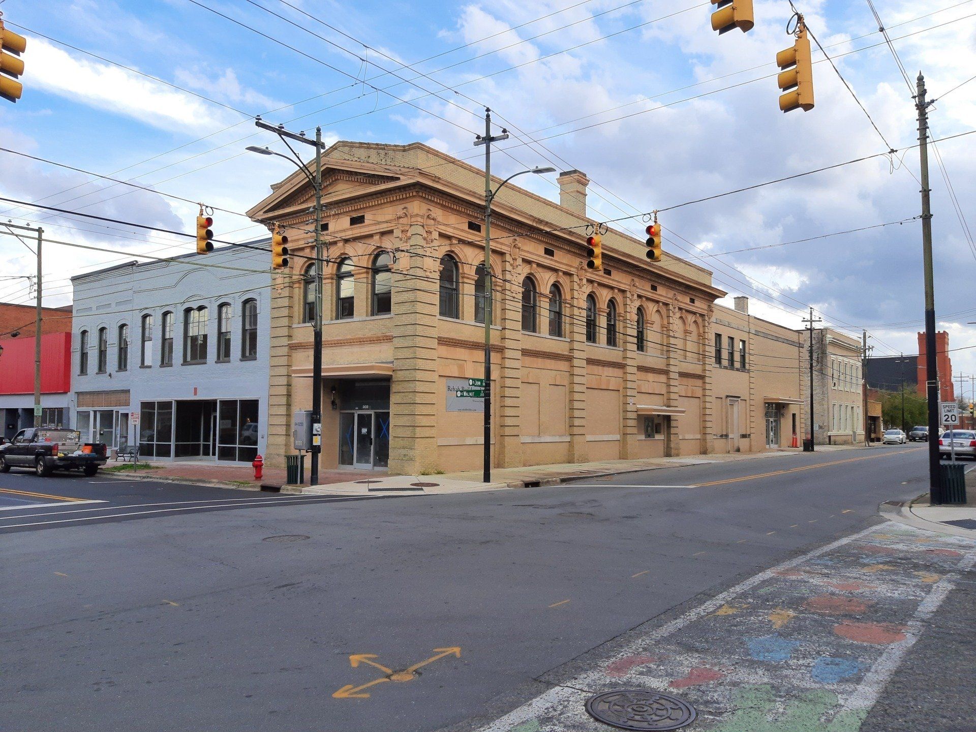 Upscale Luxury Loft Living Space in Goldsboro, NC
