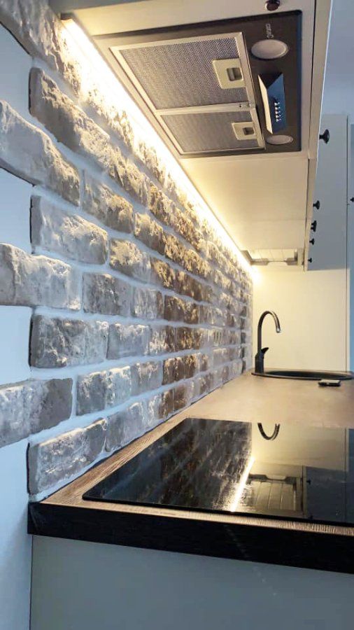 Skaista virutves iekārtas ar apgaismojumu