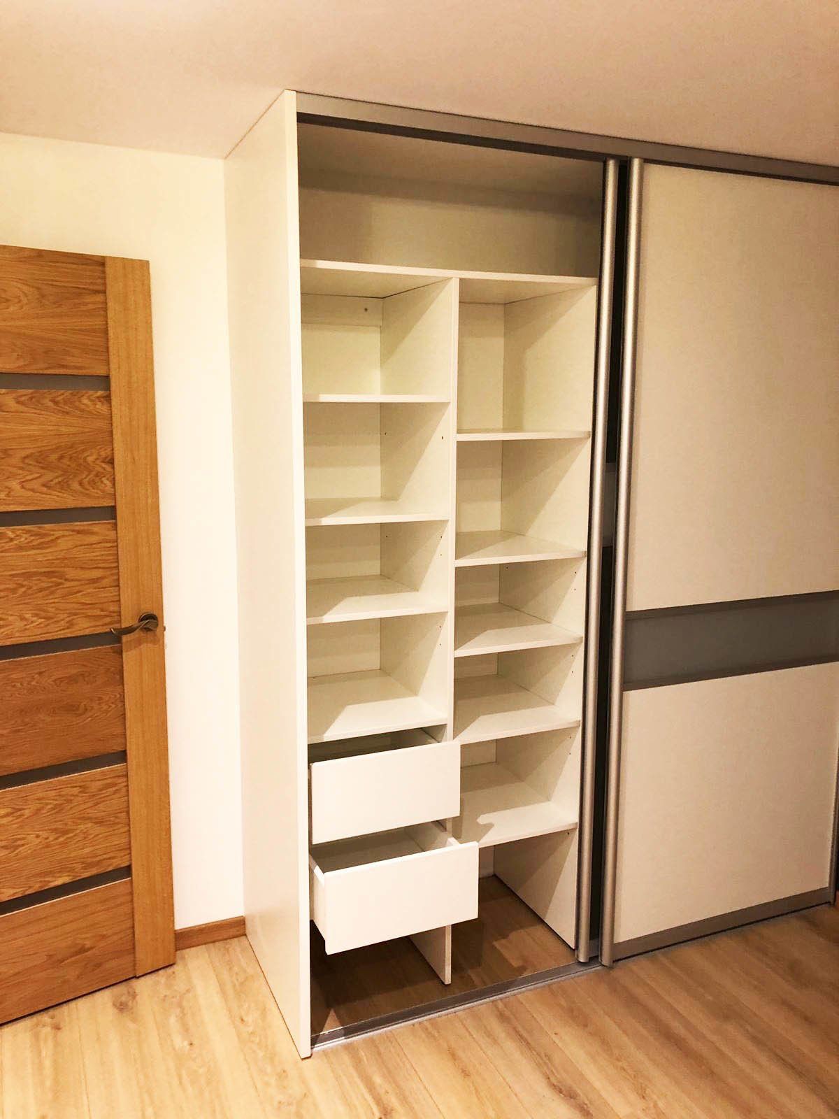 Skapji un bīdāmās sistēmas