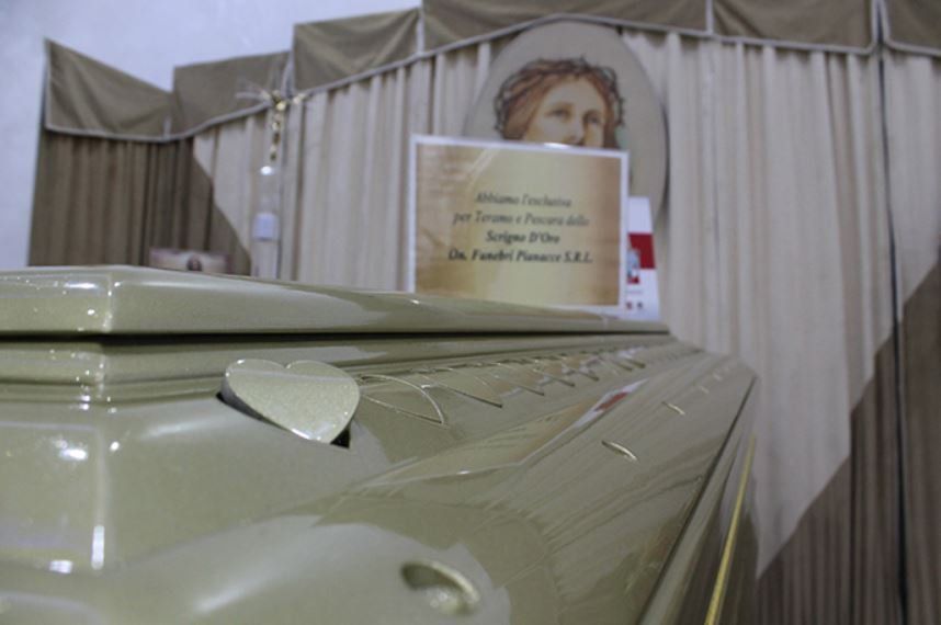 Dettaglio della bara