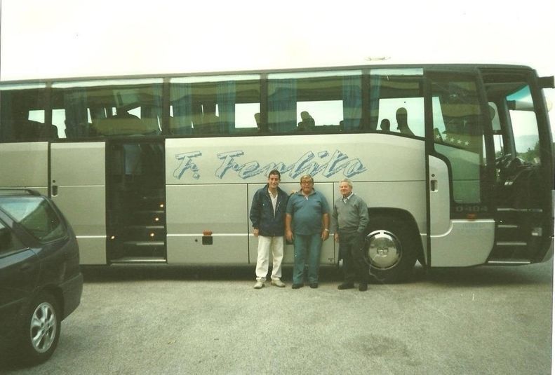 autisti con pullman 50 posti