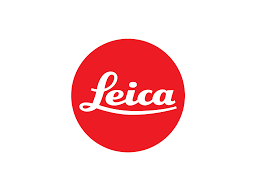 Un logo Leica rouge sur fond blanc
