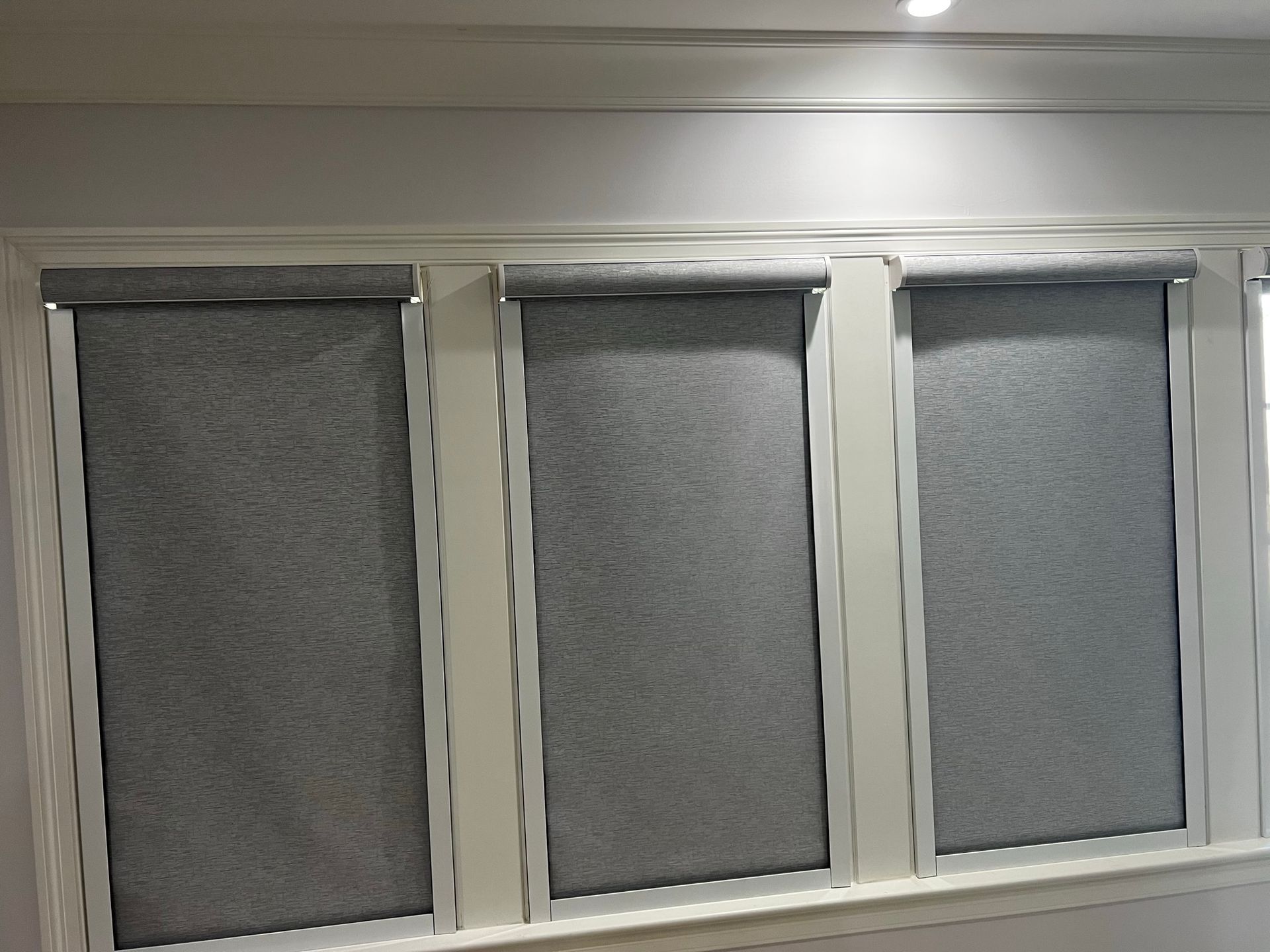 Roller Shades 34